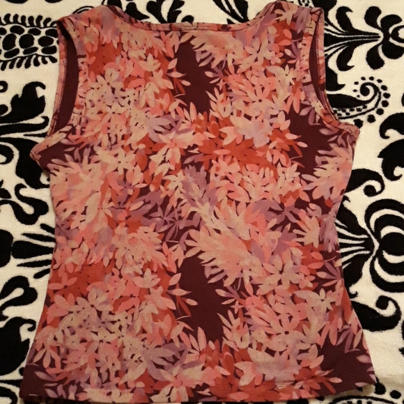 2/$18🚩 GAP Red Sleeveless Small Top - Picture 4 of 7